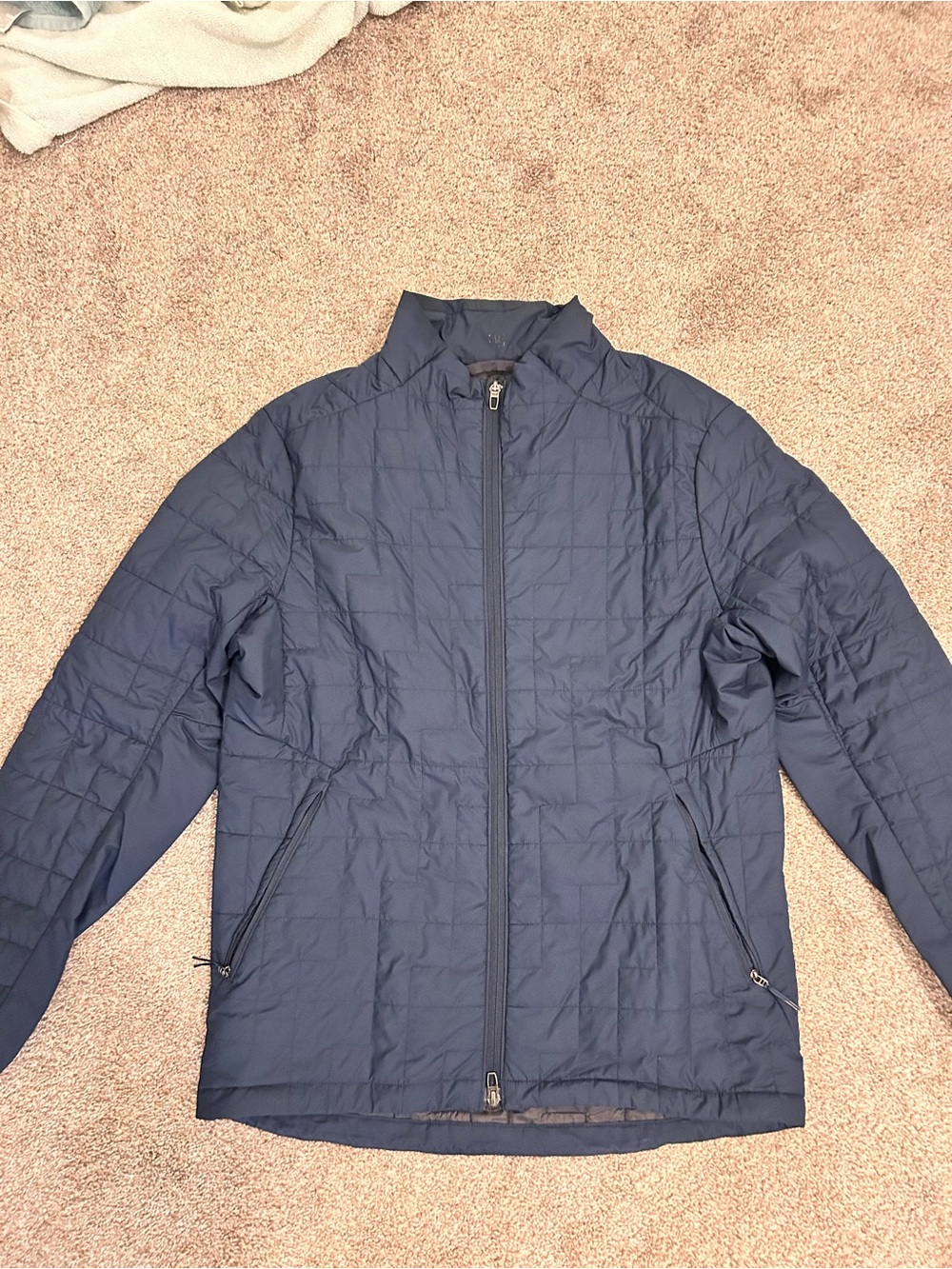 lululemon Men's Navy Quilted Puffer Jacket - Windbreaker